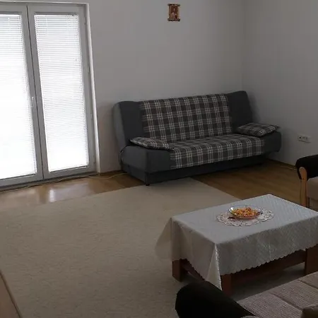 Apartman Jovo * 特雷比涅