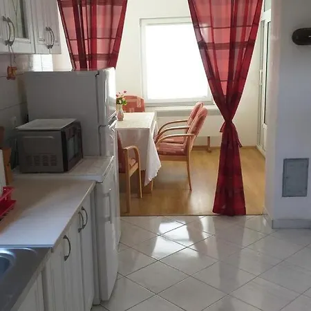 公寓 Apartman Jovo 特雷比涅